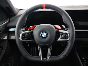 BMW M5 xDrive Touring