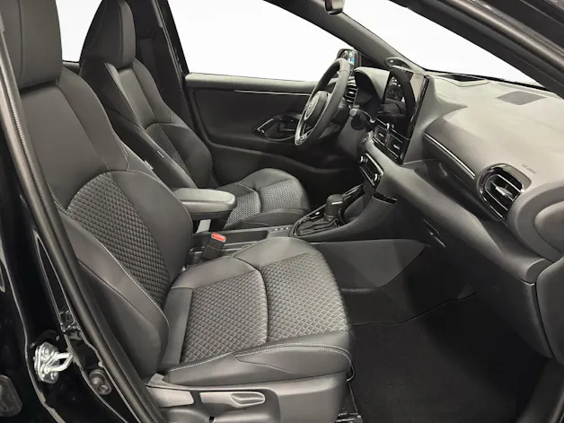 Toyota Yaris 1.5 VVT-i HSD Premium
