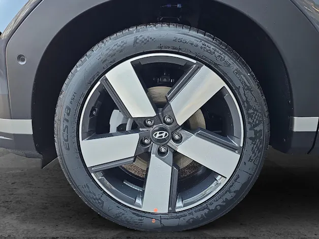 Hyundai Santa Fe 1.6 T-GDi PHEV Calligraphy Swiss Edition