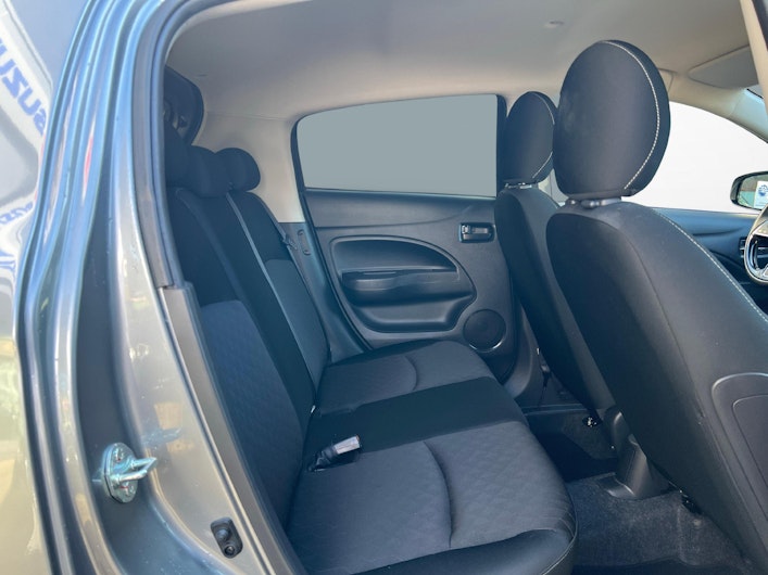 Vehicle image MITSUBISHI SPACE STAR