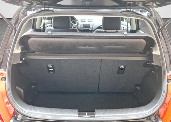 Fahrzeugbild 6 Fahrzeugbild 6