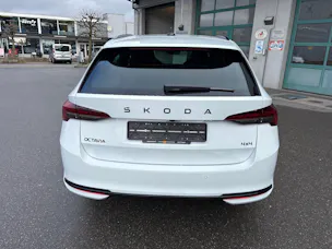 Škoda Octavia Combi 2.0 TSI DSG Dynamic 4x4