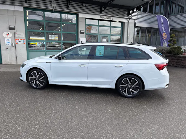 Škoda Octavia Combi 2.0 TSI DSG Dynamic 4x4