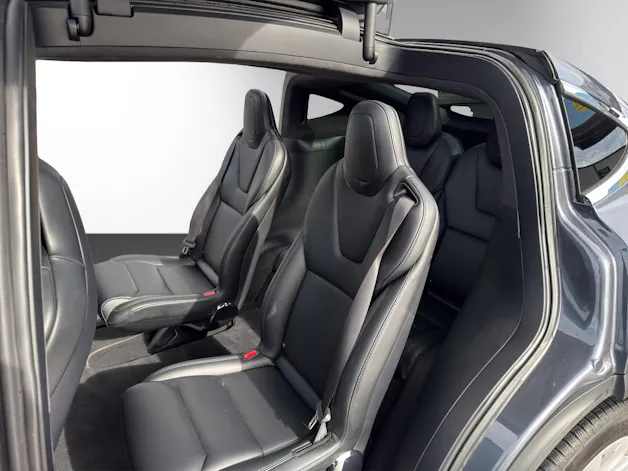 Tesla Model X Ludicrous + Performance