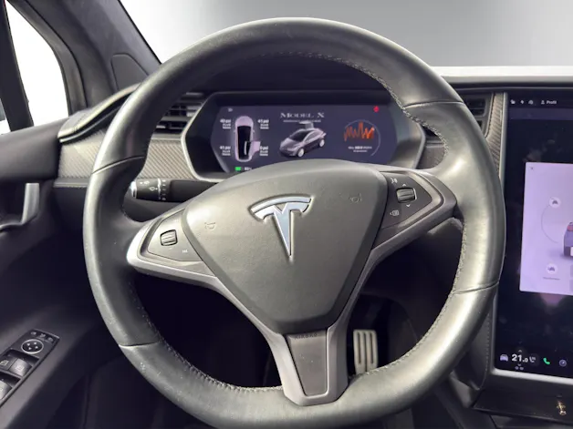 Tesla Model X Ludicrous + Performance