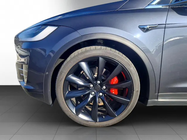 Tesla Model X Ludicrous + Performance