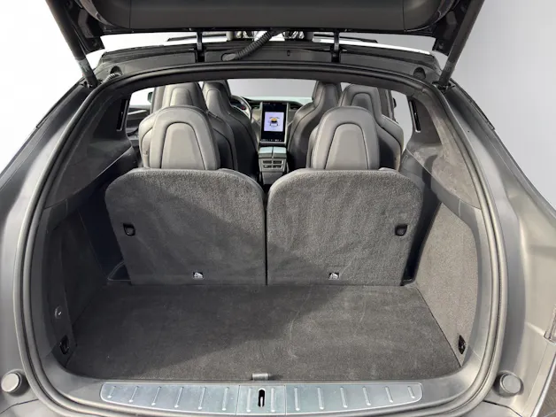Tesla Model X Ludicrous + Performance