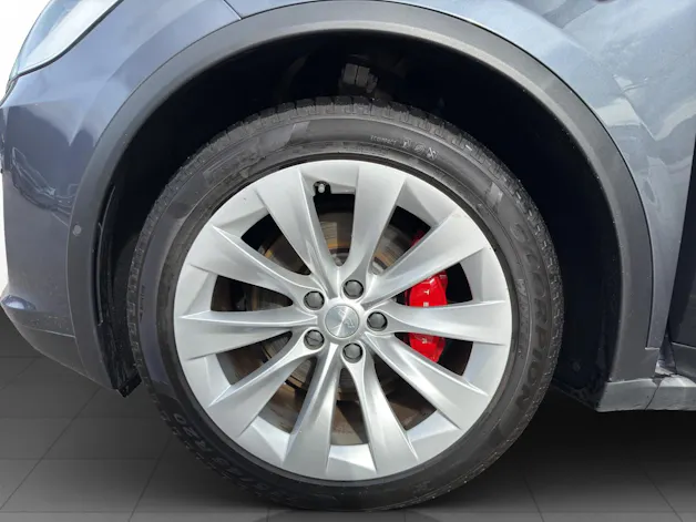 Tesla Model X Ludicrous + Performance