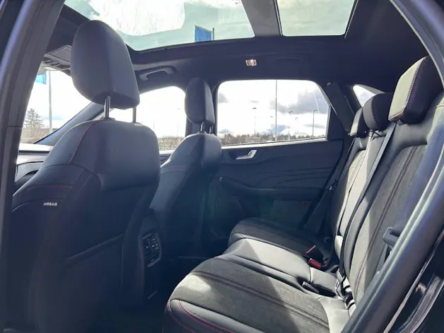 Ford Kuga 2.5 Hybrid ST-Line X 4x4