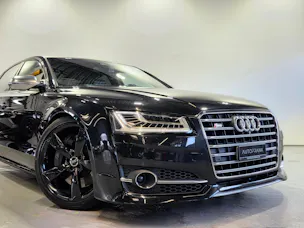 Audi S8 4.0 V8 TFSI quattro T-Tronic