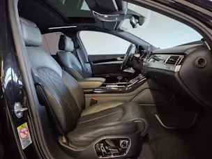 Audi S8 4.0 V8 TFSI quattro T-Tronic