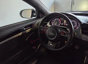 Audi S8 4.0 V8 TFSI quattro T-Tronic