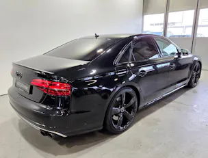 Audi S8 4.0 V8 TFSI quattro T-Tronic