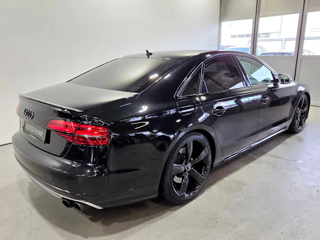 Audi S8 4.0 V8 TFSI quattro T-Tronic