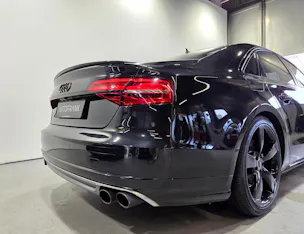 Audi S8 4.0 V8 TFSI quattro T-Tronic