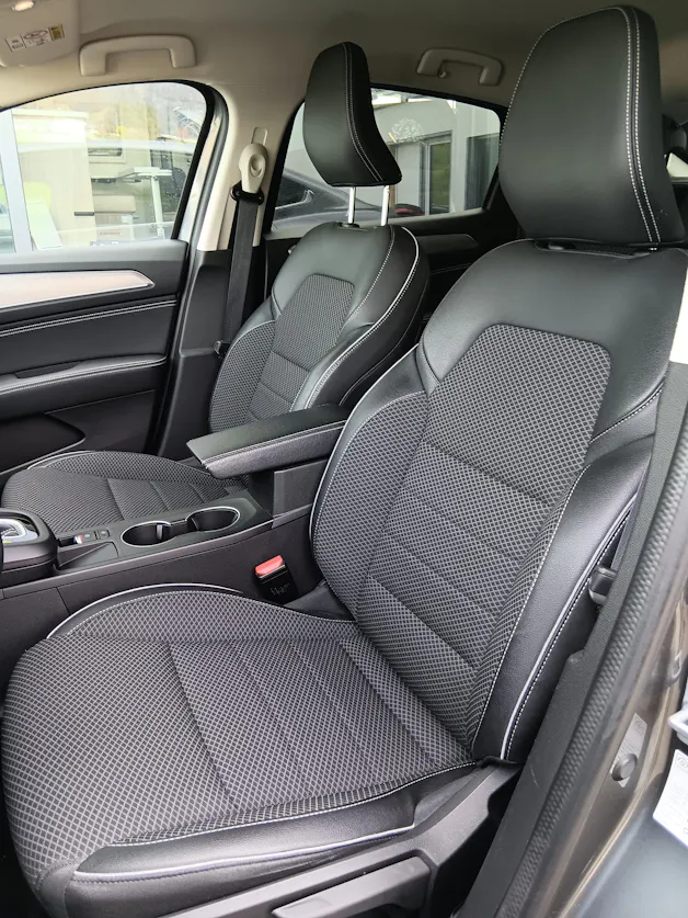 Renault Arkana 1.6 E-Tech Intens