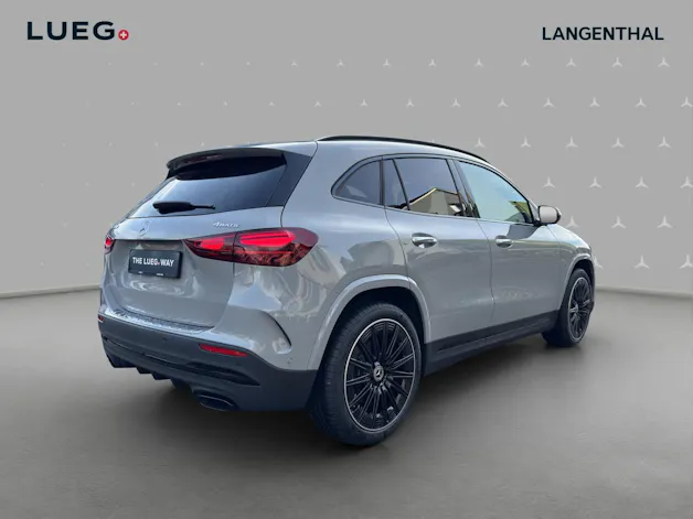 Mercedes-Benz GLA 220d 4Matic 8G-DCTSwiss Star
