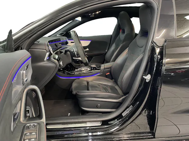 Mercedes-Benz CLA 35 AMG 4MATIC