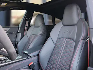 Audi RS7 Sportback MHEV Performance Mythosschwarz Metallic