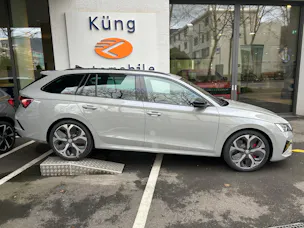 Škoda Octavia Combi 2.0 TSI DSG RS