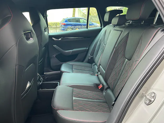 Škoda Octavia Combi 2.0 TSI DSG RS