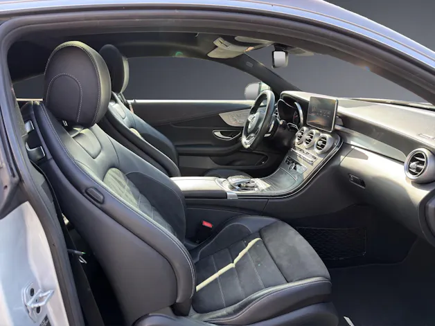Mercedes-Benz C 300 AMG Line 7G-Tronic