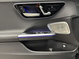Mercedes-Benz C 300de T EQ Hybrid 4M