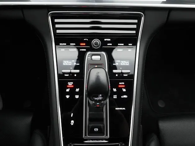 Porsche Panamera 4 E-Hybrid Sport Turismo