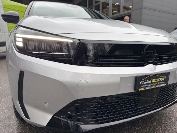 Vehicle image 25 Vehicle image 25