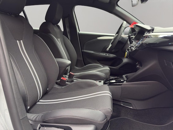 Vehicle image 22 Vehicle image 22