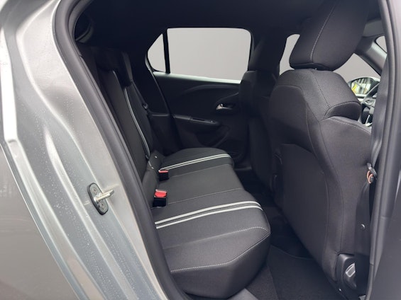 Vehicle image 20 Vehicle image 20