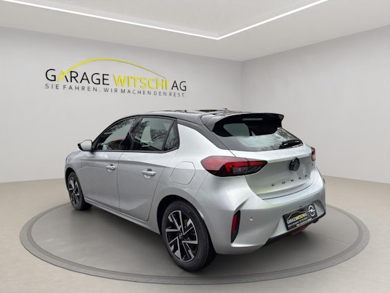 Vehicle image 9 Vehicle image 9