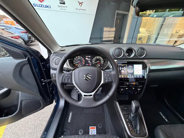 Suzuki Vitara 1.4 T Sakura Top Hybrid 4x4