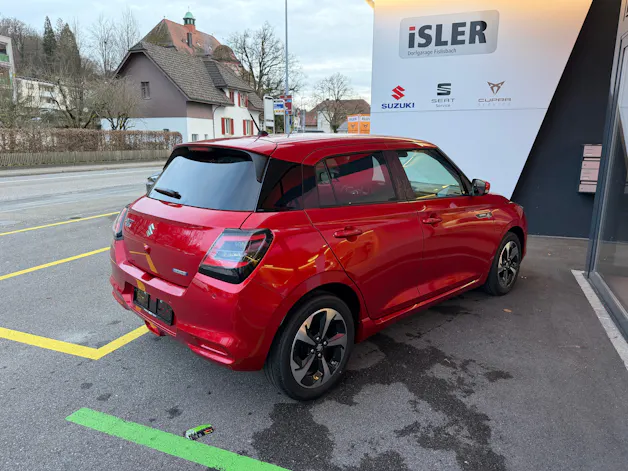 Suzuki Swift 1.2 Sakura Top Hybrid