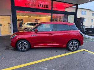 Suzuki Swift 1.2 Sakura Top Hybrid