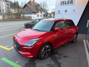 Suzuki Swift 1.2 Sakura Top Hybrid