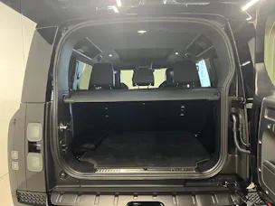 Land Rover Defender 110 4.4 V8 Octa Black