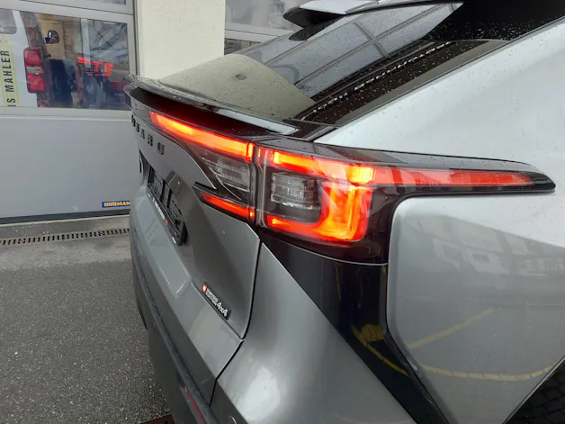 Subaru Solterra eV Luxury AWD