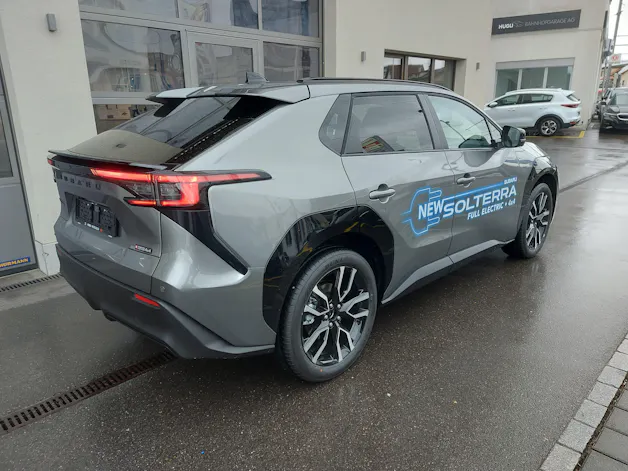 Subaru Solterra eV Luxury AWD