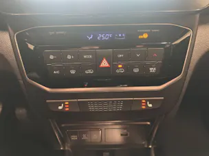 KGM Tivoli 1.5 T-Gdi Bronze 4WD