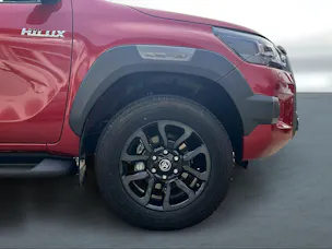 Toyota Hilux Double Cab.-Pick-up 2.8 D-4D MHEV 204 Invincible