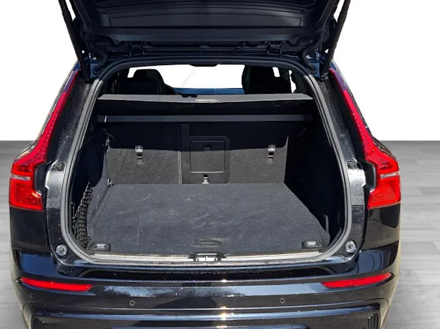 VOLVO XC60 T8 eAWD PluginHybrid Plus Dark Geartronic