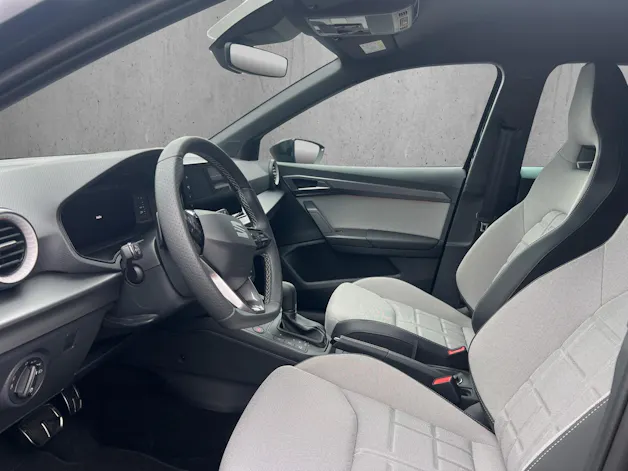 SEAT Arona 1.5 Eco TSI Move FR DSG Black Pack Edition