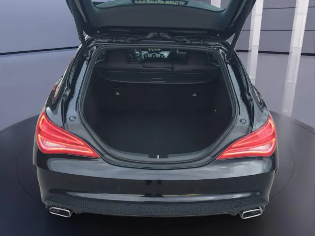 Mercedes-Benz CLA 250 AMG Line Shooting Brake