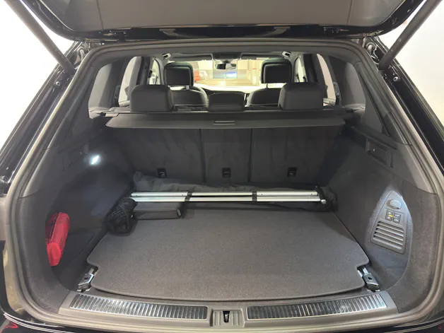VW Touareg 3.0 V6 TDI 286 R-Line Final Edition