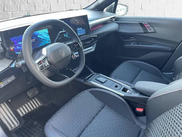 Renault CLIO E-TECH FULL HYBRID techno full hybrid E-Tech 160