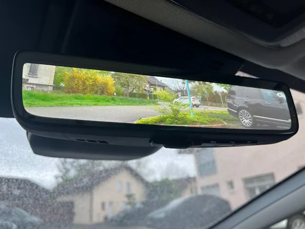 Toyota Prius 2.0 Plug-In-Hybrid Premium