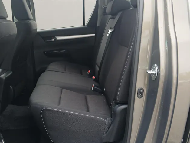Toyota Hilux Double Cab.-Pick-up 2.8 D-4D MHEV 204 Style
