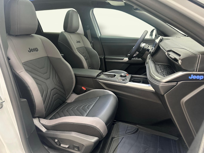 Fahrzeugbild JEEP COMPASS