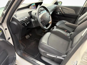 Fahrzeugbild CITROEN C4 Grand Spacetourer 1.2 PureTech Shine